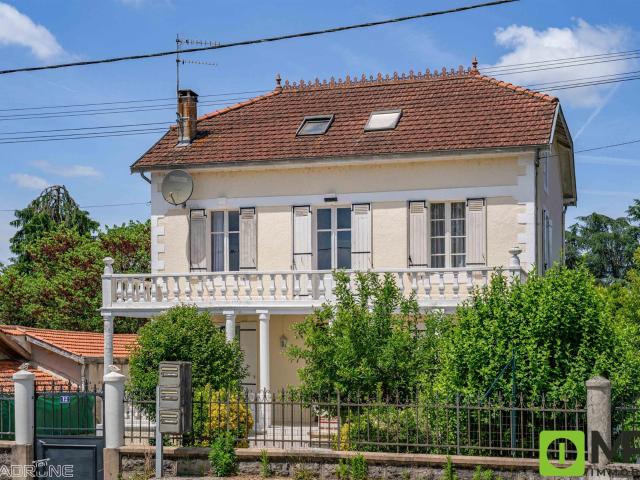 Maison 4 chambres sur étage 156m² Sainte Livrade sur Lot