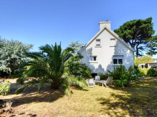Maison 4 chambres sur un terrain de 1100 m2 à 1 km de la plage
