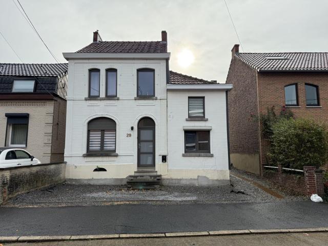 Maison 4 façades avec 3 chambres et jardin