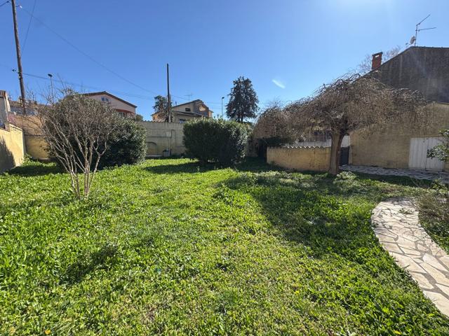 Maison 4 faces avec cachet Béziers 6 pièces 132.26 m. 132m² Béziers