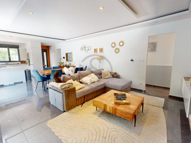 Maison 4 pièce s