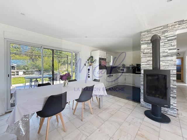 Maison 4 pièces, 3 chambres, 78 m2, sur sous sol complet