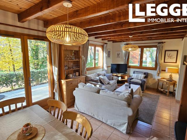 MAISON 4 PIECES – 3 CHAMBRES – AIR CONDITIONNE SITUEE SUR UN PARCOURS DE GOLF 18TROUS