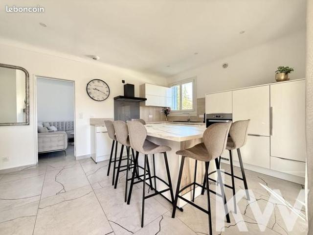 Maison 4 pièces 105 m²
