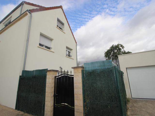 Maison 4 pièces 105 m²
