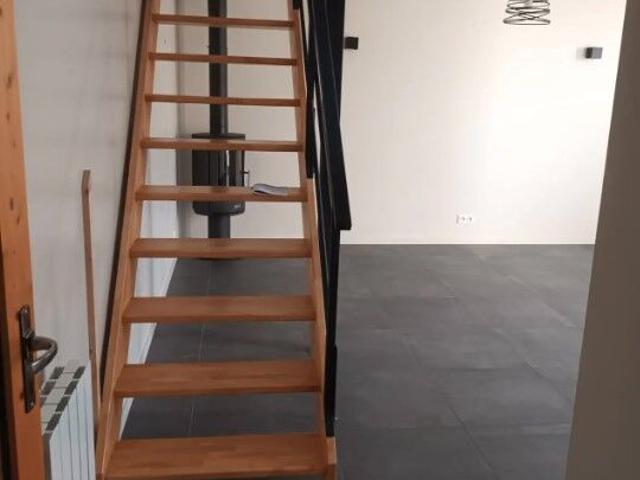 Maison 4 pièces, 105 m² à louer à Générac 33920