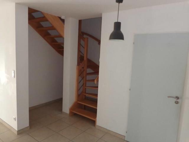 Maison 4 pièces, 105 m² à louer à Libourne 33500