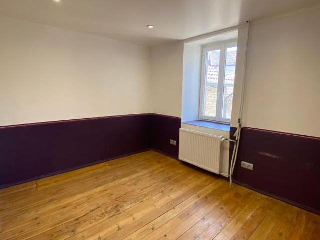 Maison 4 pièces, 105 m² à louer à Villebois 01150