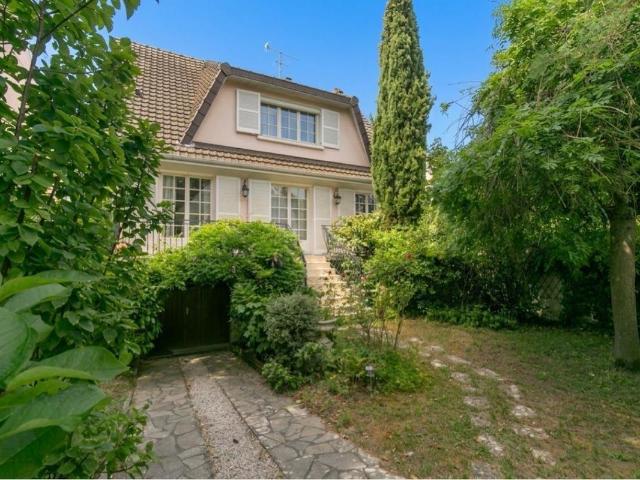 Maison 4 pièces 106 m²