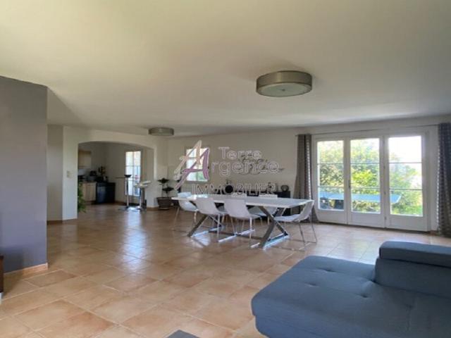 Maison 4 pièces 106 m²