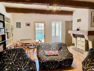 Maison 4 pièces, 106 m² à louer à La Bastidonne 84120