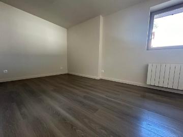 Maison 4 pièces, 106 m² à louer à Saint Didier au Mont d'Or 69370