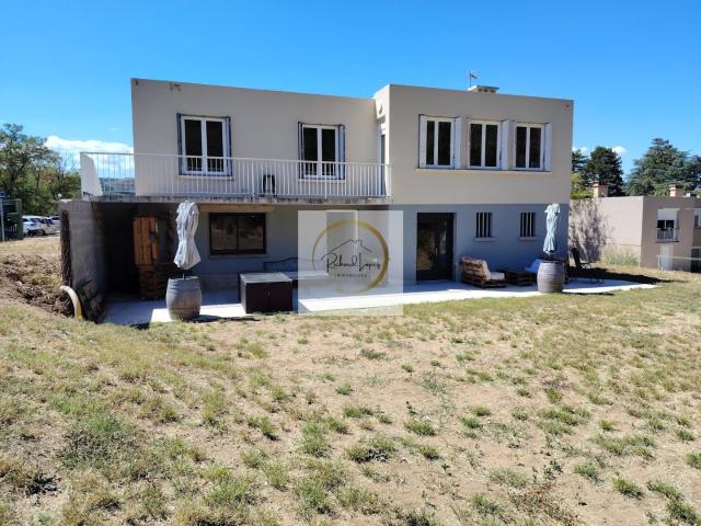 Maison 4 pièces 107 m²