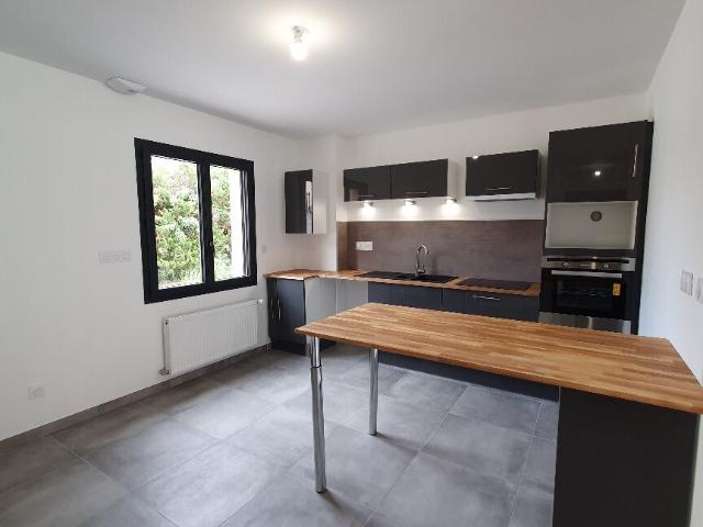 Maison 4 pièces, 107 m² à louer à Chaponost 69630