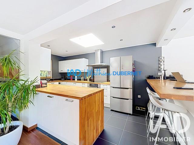 Maison 4 pièces, 107 m² à louer à Villeneuve d'Ascq 59650