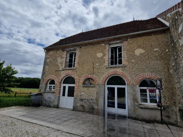 Maison 4 pièces, 108 m² à louer à Charleville 51120