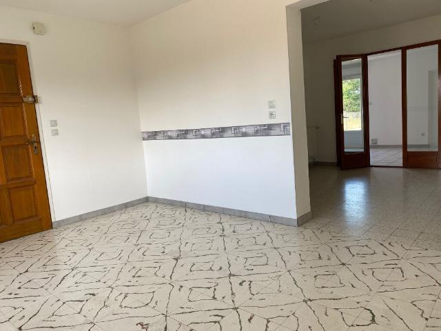 Maison 4 pièces, 109 m² à louer à Oisy 59195
