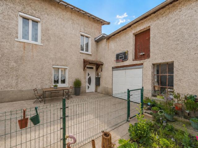 Maison 4 pièces 220 m²