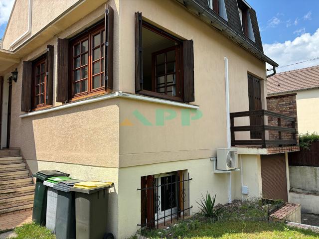 Maison 4 pièces 100 m²