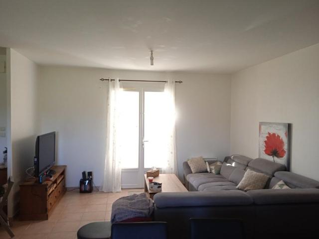 Maison 4 pièces, 100 m² à louer à Mérignac 16200