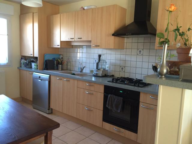 Maison 4 pièces, 100 m² à louer à Genas 69740