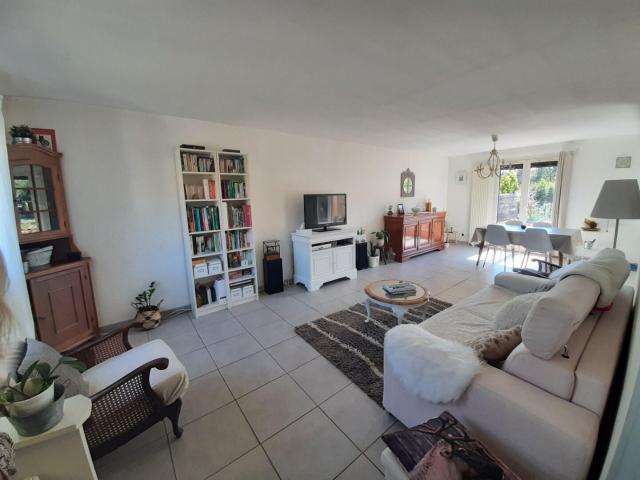 Maison 4 pièces, 100 m² à louer à La Verpillière 38290