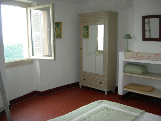 Maison 4 pièces, 100 m² à louer à Saint Cézaire sur Siagne 06530