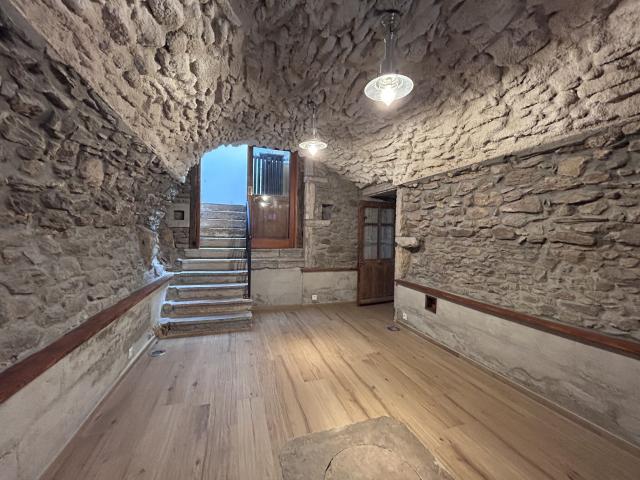 Maison 4 pièces, 100 m² à louer à Yzeron 69510