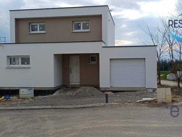 Maison 4 pièces 102 m²