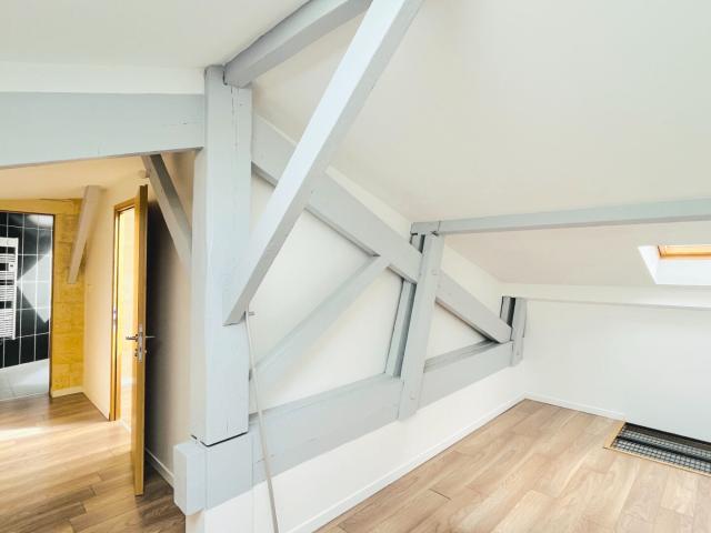 Maison 4 pièces, 102 m² à louer à Cadaujac 33140