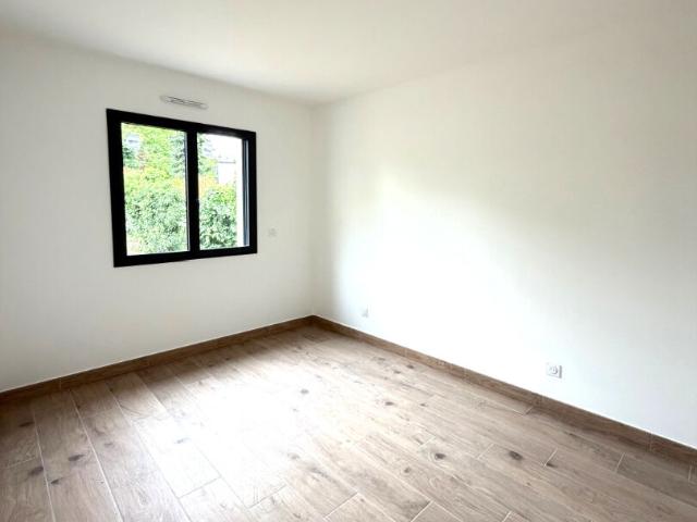 Maison 4 pièces, 102 m² à louer à Évreux 27000