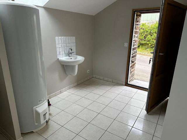 Maison 4 pièces, 103 m² à louer à Plévin 22340