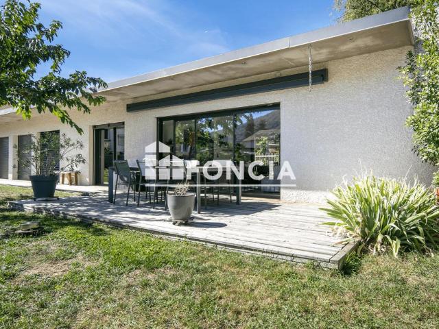 Maison 4 pièces 115 m²