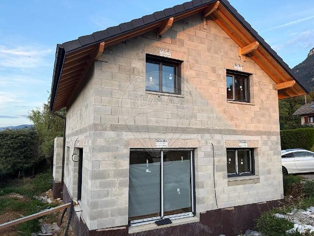 Maison 4 pièces 115 m²