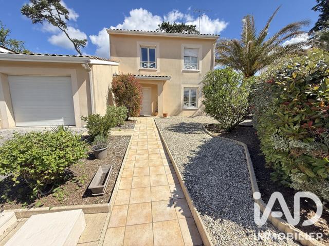 Maison 4 pièces, 115 m² à louer à Mérignac 33700