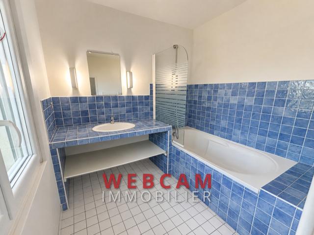 Maison 4 pièces, 115 m² à louer à Grasse 06130