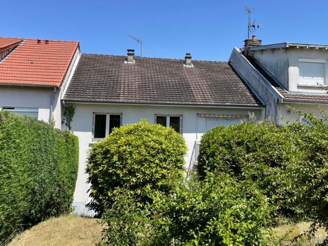 Maison 4 pièces, 115 m² à louer à Limoges 87000