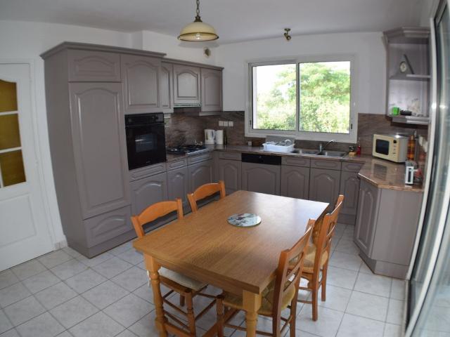 Maison 4 pièces, 115 m² à louer à Rives du Loir en Anjou 49140