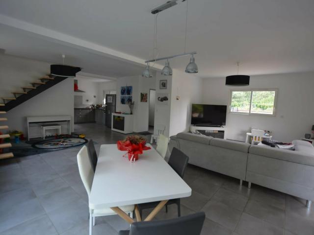 Maison 4 pièces 117 m²