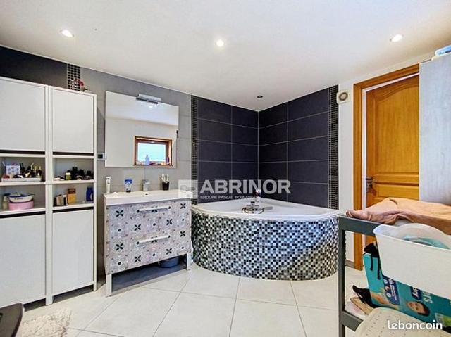 Maison 4 pièces 118 m²