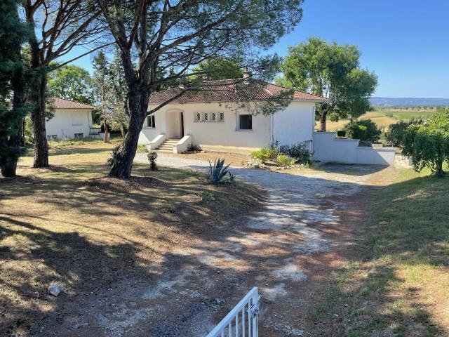 Maison 4 pièces, 119 m² à louer à Castres 81100