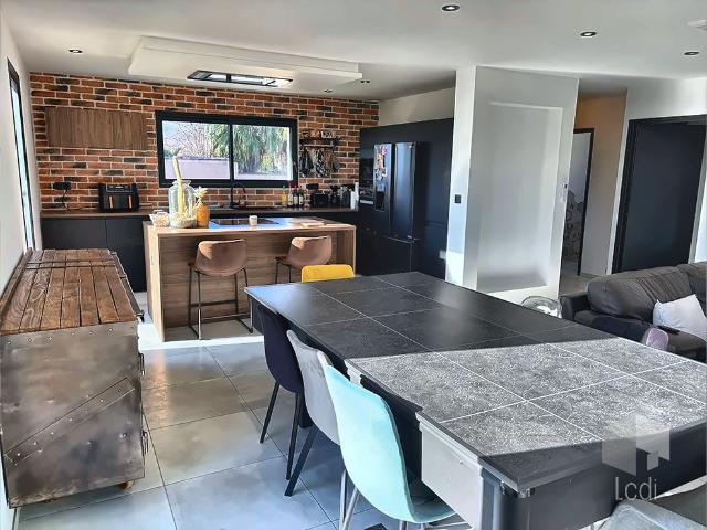 Maison 4 pièces 110 m²