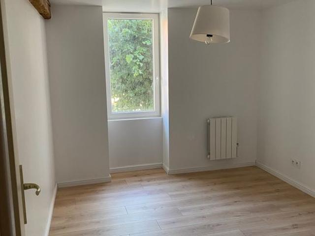 Maison 4 pièces, 110 m² à louer à Montchaboud 38220