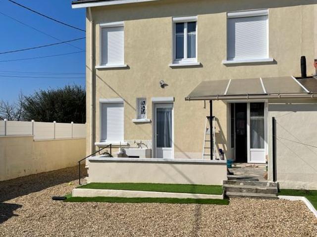 Maison 4 pièces, 110 m² à louer à Déols 36130