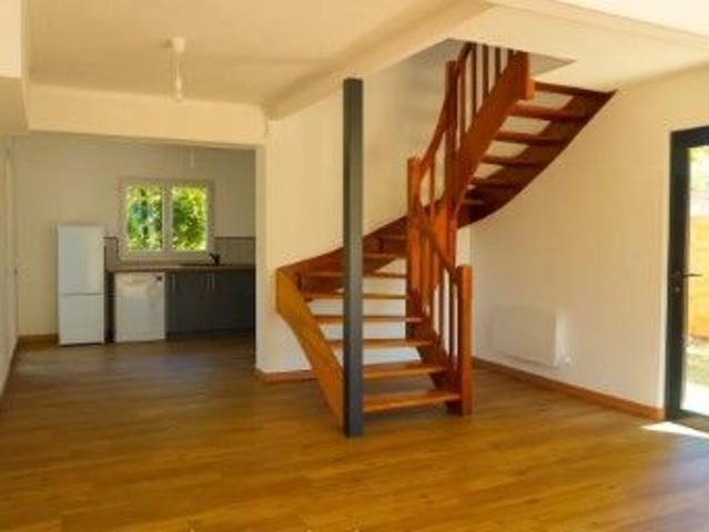 Maison 4 pièces, 110 m² à louer à Libourne 33500