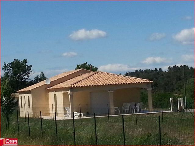Maison 4 pièces, 110 m² à louer à Saint Julien 83560
