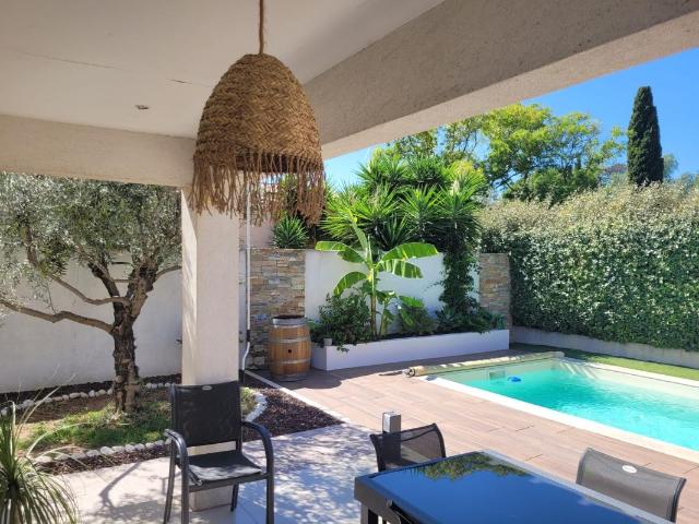Maison 4 pièces, 112 m² à louer à Ollioules 83190