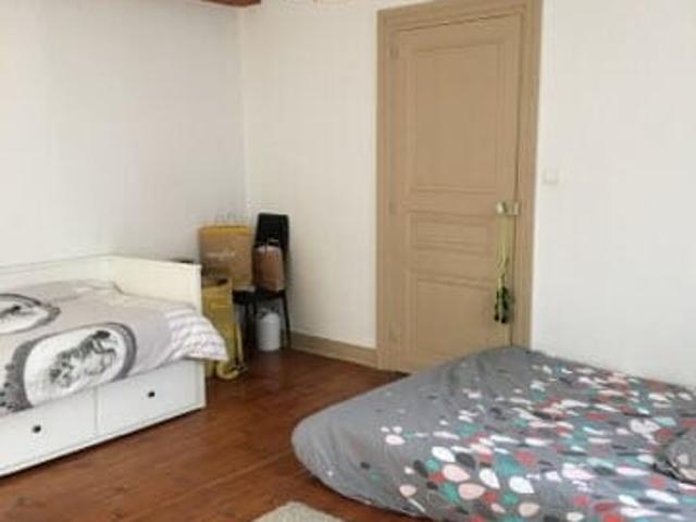 Maison 4 pièces, 112 m² à louer à Chazelles sur Lyon 42140