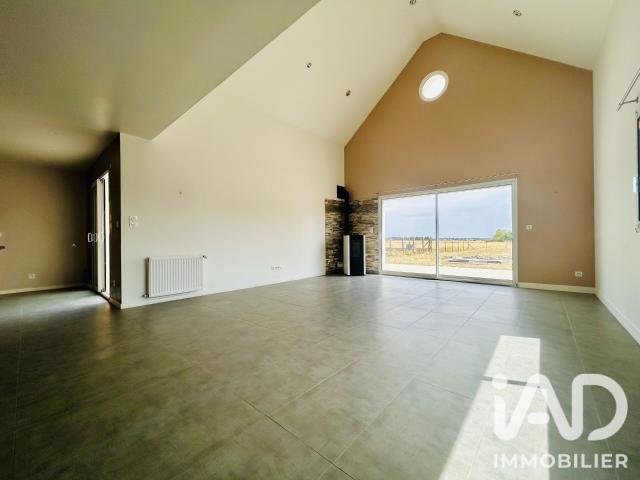 Maison 4 pièces, 125 m² à louer à Chaingy 45380
