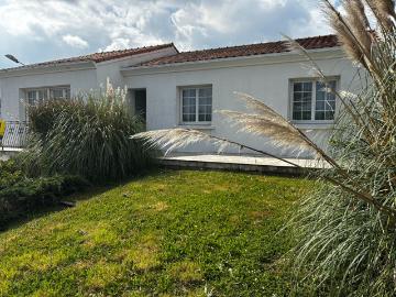 Maison à vendre à 85710, Vendée - Cave